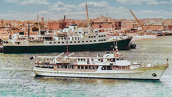 sheik of qatar yacht